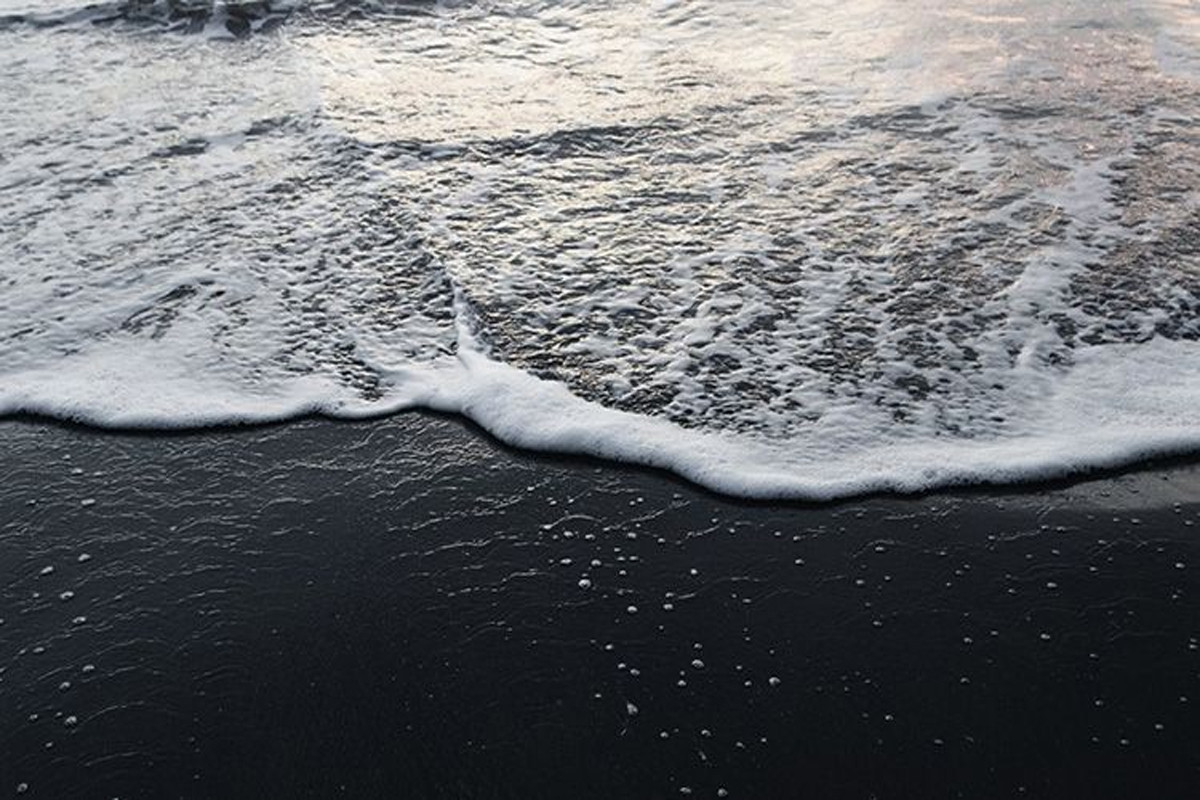 Black Sand Beach (Nang Thong Beach)