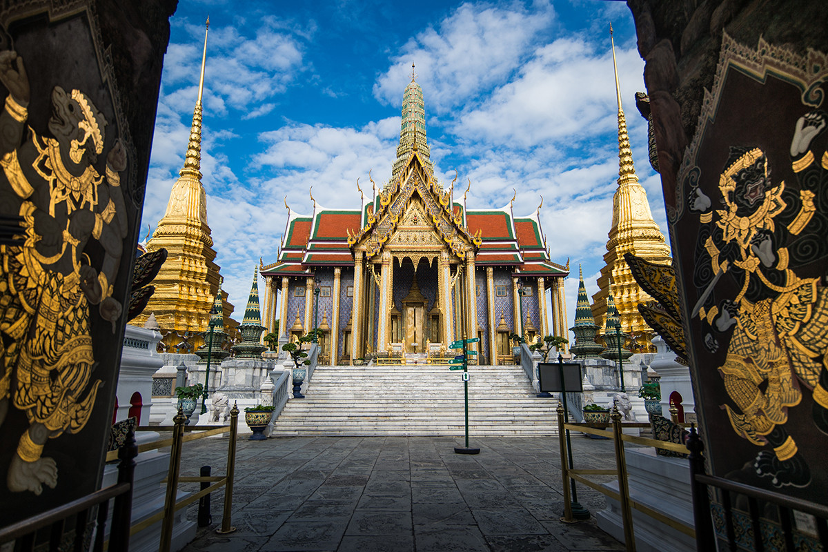 Wat Phra Si Rattana Satsadaram or Wat Phra Kaeo