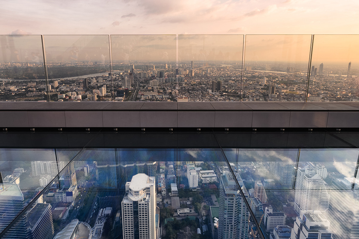 Mahanakhon Skywalk