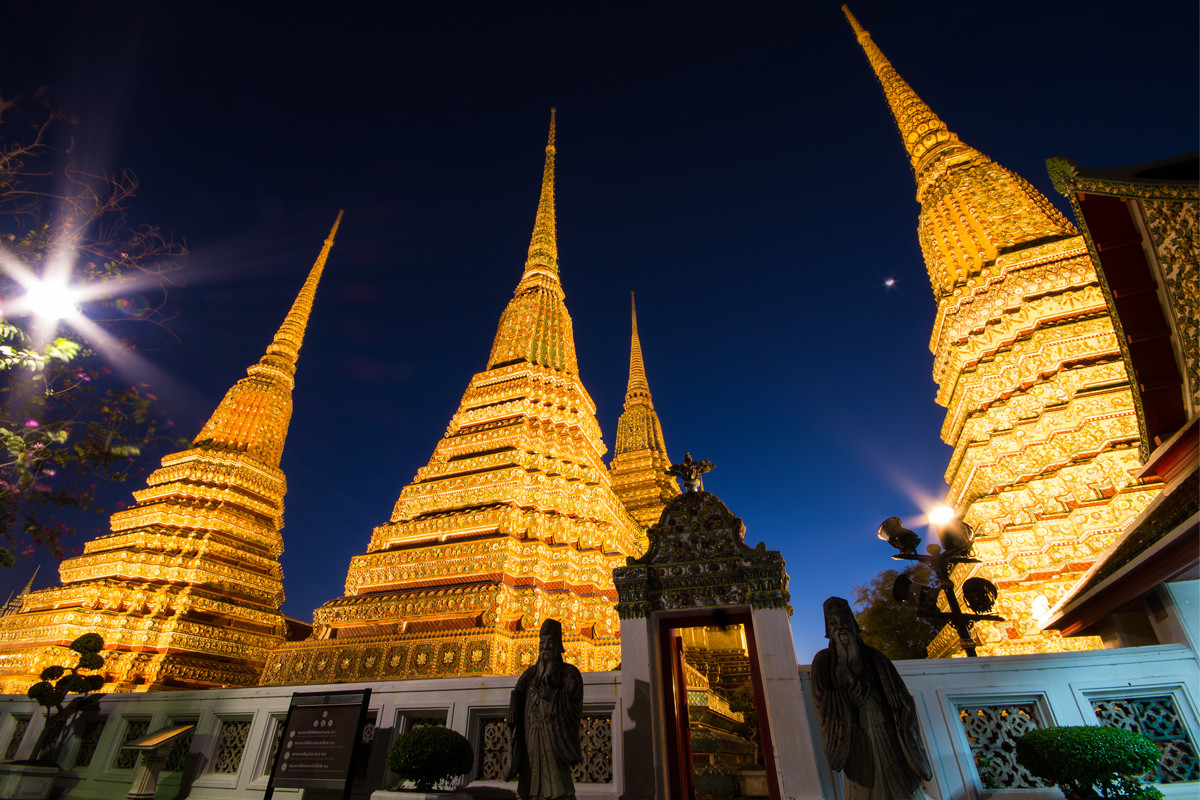 Wat Phra Chetuphon or Wat Pho