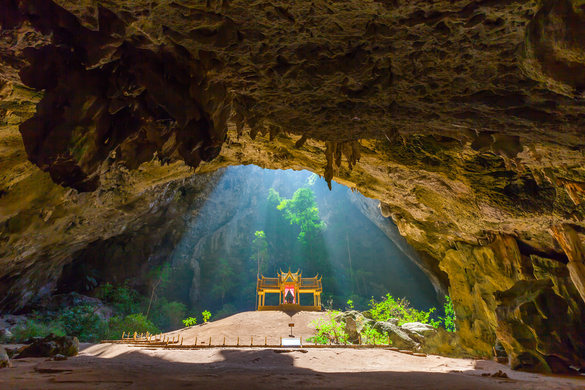 Phraya Nakhon Cave